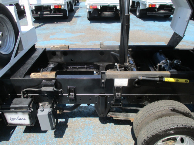 日産自動車 アトラス 小型 土砂ダンプ CBF-SQ2F24(89766) 16枚目