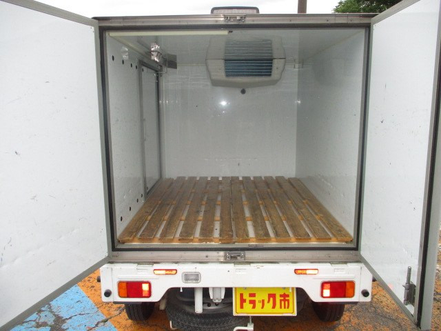 スズキ キャリィ 軽 冷凍冷蔵バン EBD-DA16T(89769) 4枚目