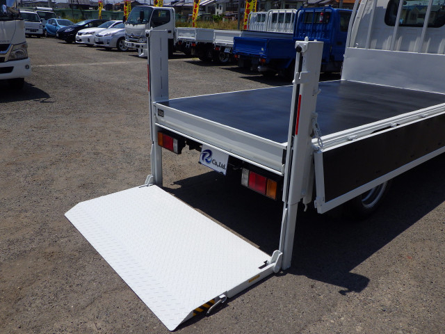 マツダ タイタン 小型 平ボディ TRG-LKR85A(89775) 30枚目
