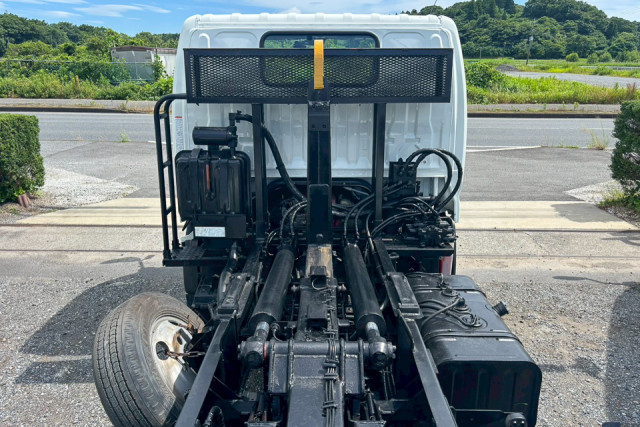 日野 デュトロ 小型 コンテナ専用車 TKG-XZU605M(89784) 9枚目