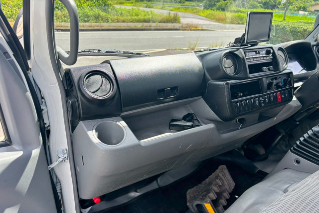 日野 デュトロ 小型 コンテナ専用車 TKG-XZU605M(89784) 28枚目