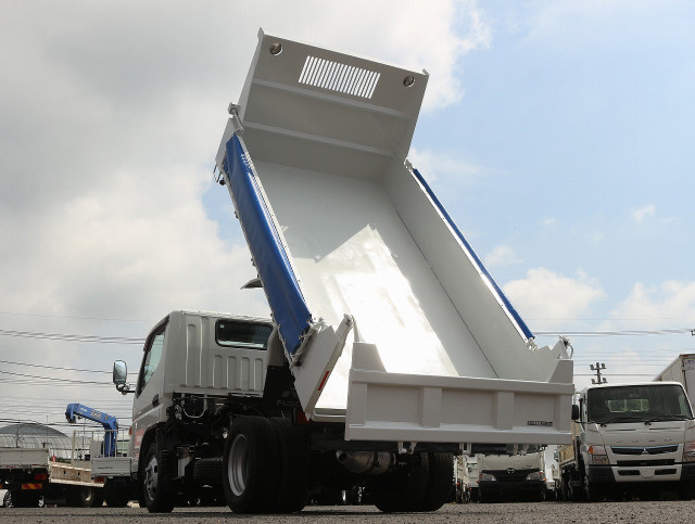 三菱ふそう キャンター 小型 土砂ダンプ TPG-FBA60(89785) 19枚目
