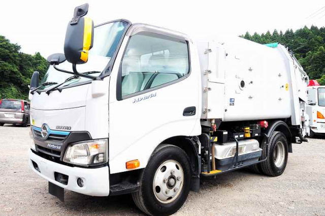 日野 デュトロ 小型 塵芥車（プレス式） TSG-XKU600X(89790) 1枚目