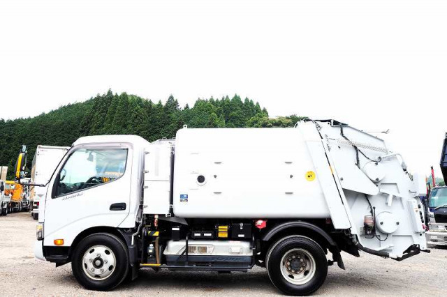 日野 デュトロ 小型 塵芥車（プレス式） TSG-XKU600X(89790) 2枚目