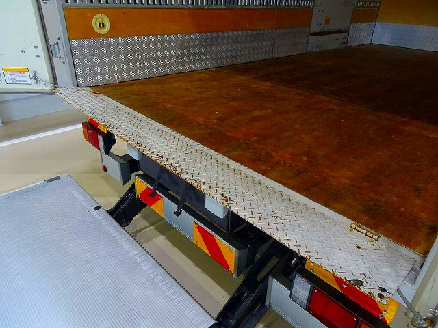 いすゞ エルフ 小型 アルミバン TPG-NPR85YN(89798) 25枚目