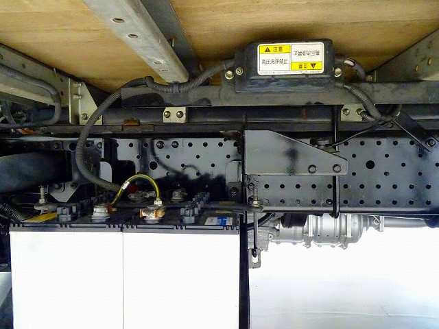 いすゞ エルフ 小型 アルミバン TPG-NPR85YN(89798) 39枚目