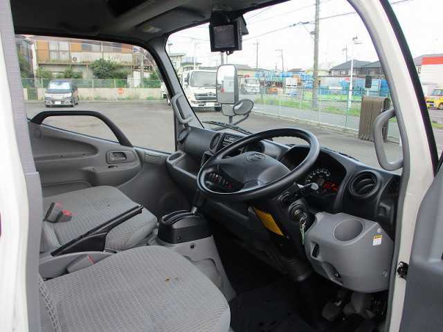 トヨタ トヨエース 小型 アルミバン TKG-XZC605(89806) 12枚目