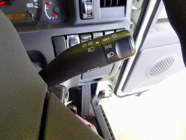 いすゞ エルフ 小型 保冷バン TRG-NJR85A(89819) 18枚目
