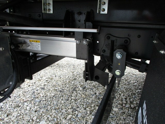 いすゞ エルフ 小型 バン 2RG-NPR88AN(6813) 26枚目