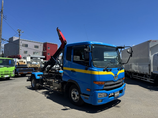 Nissan UD condor Middle Arm roll trucks  TKG-MK38L(89832) 2枚目