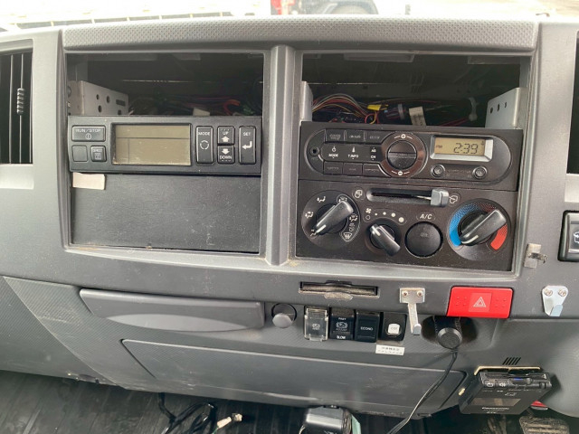 いすゞ エルフ 小型 冷凍冷蔵バン TPG-NPR85AN(89840) 28枚目