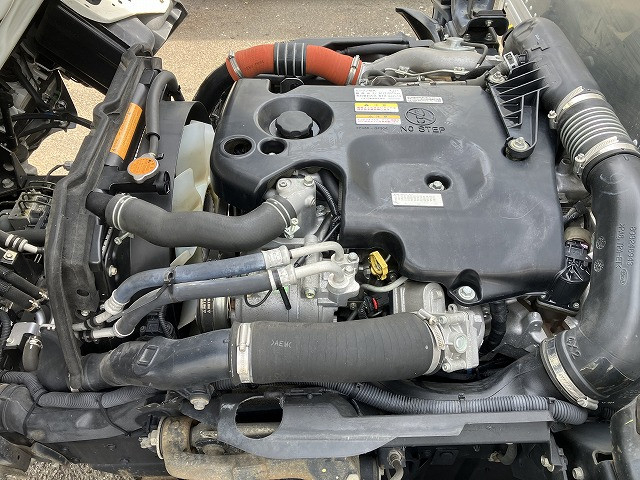 いすゞ エルフ 小型 アルミバン TPG-NHR85AN(89842) 18枚目