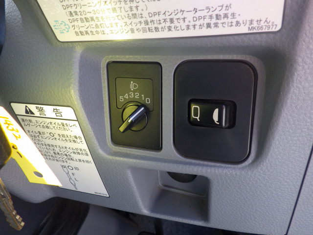 三菱ふそう キャンター 小型 平ボディ TKG-FBA50(89846) 11枚目