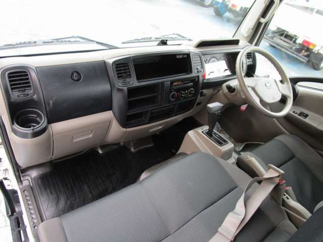 日産自動車 アトラス 小型 平ボディ CBF-SQ2F24(89858) 31枚目