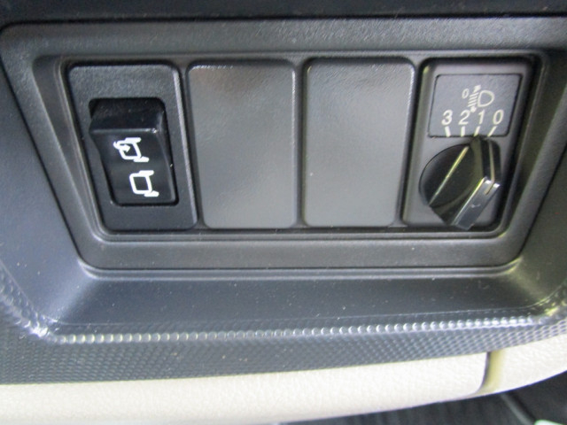 日産自動車 アトラス 小型 平ボディ CBF-SQ2F24(89858) 35枚目