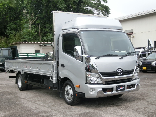 トヨタ トヨエース 小型 平ボディ TKG-XZU720(89867) 3枚目