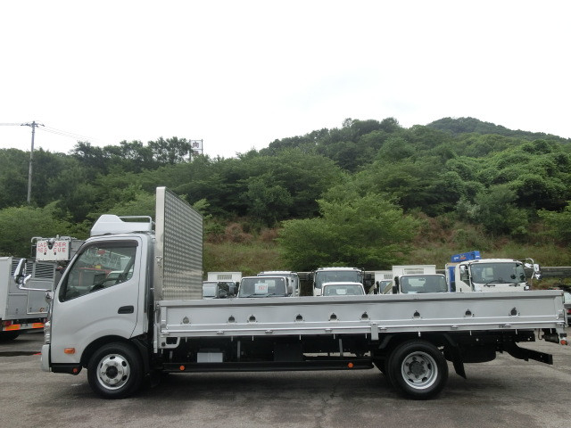 トヨタ トヨエース 小型 平ボディ TKG-XZU720(89867) 4枚目