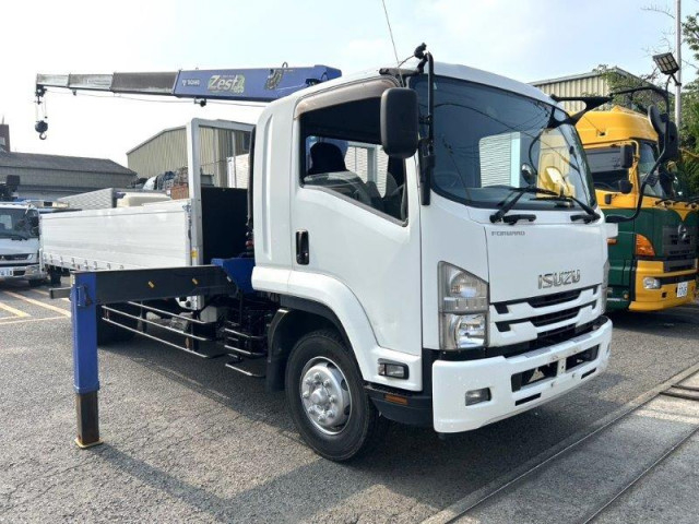 いすゞ フォワード 増トン クレーン付き LPG-FTR90S2(89869) 2枚目