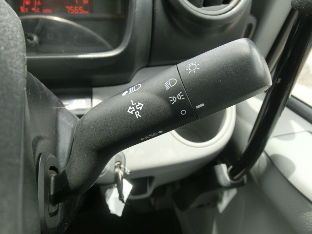 日野 デュトロ 小型 土砂ダンプ TKG-XZU620T(89870) 13枚目