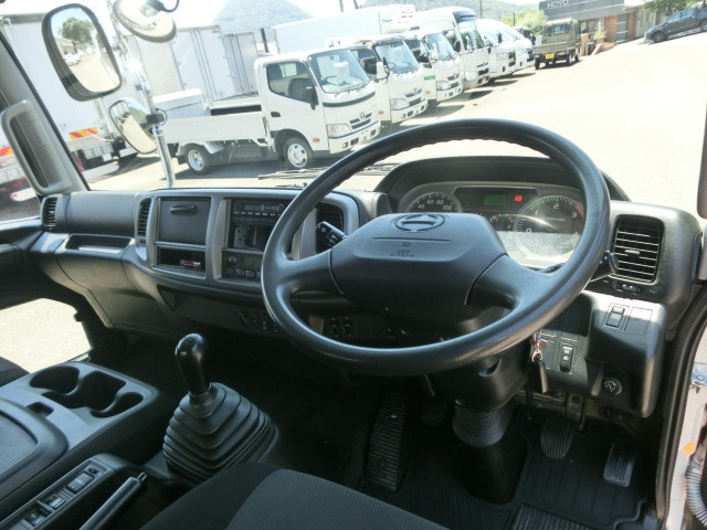 日野 レンジャー 中型 平ボディ TKG-FD7JLAA(89874) 9枚目