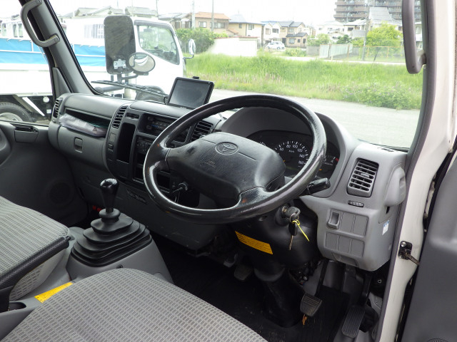 トヨタ トヨエース 小型 平ボディ QDF-KDY231(89878) 6枚目