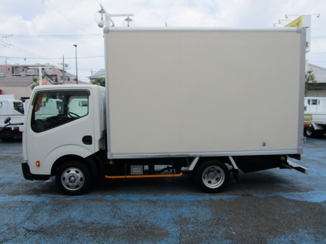 日産自動車 アトラス 小型 アルミバン CBF-SQ2F24(89882) 11枚目