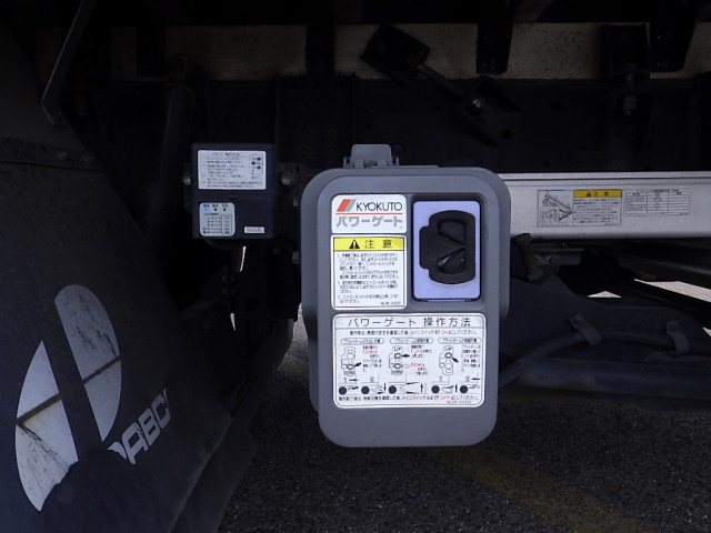 UDトラックス（日産） コンドル 増トン アルミウィング QKG-PK39CH(89883) 11枚目