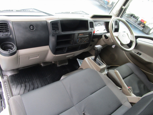 日産自動車 アトラス 小型 アルミバン CBF-SQ2F24(89882) 31枚目