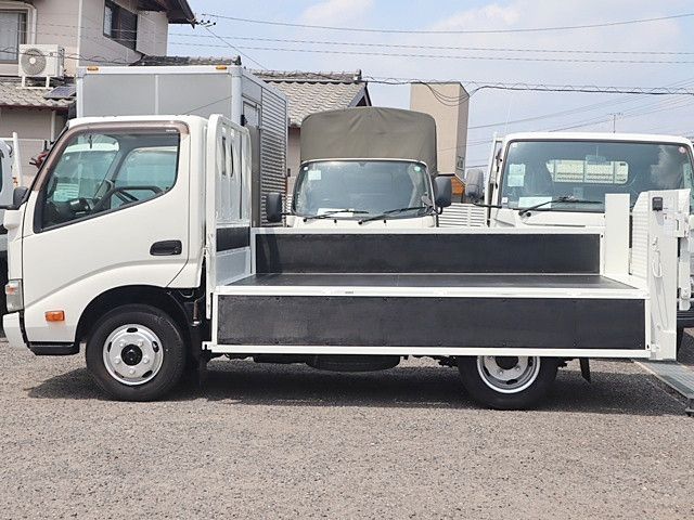 トヨタ トヨエース 小型 平ボディ TKG-XZC605(89885) 13枚目
