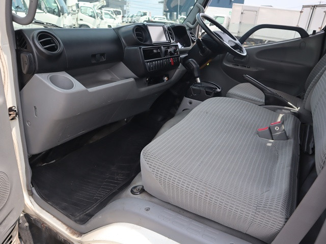トヨタ トヨエース 小型 平ボディ TKG-XZC605(89885) 34枚目