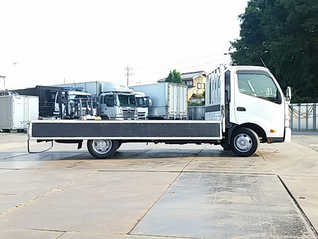日野 デュトロ 中型 平ボディ TKG-XZU710M(8242) 8枚目