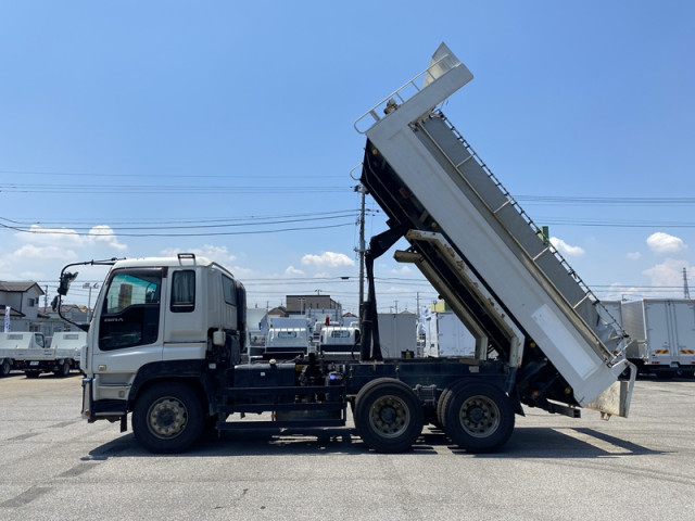 いすゞ ギガ 大型 土砂ダンプ QKG-CXZ77AT(89900) 4枚目