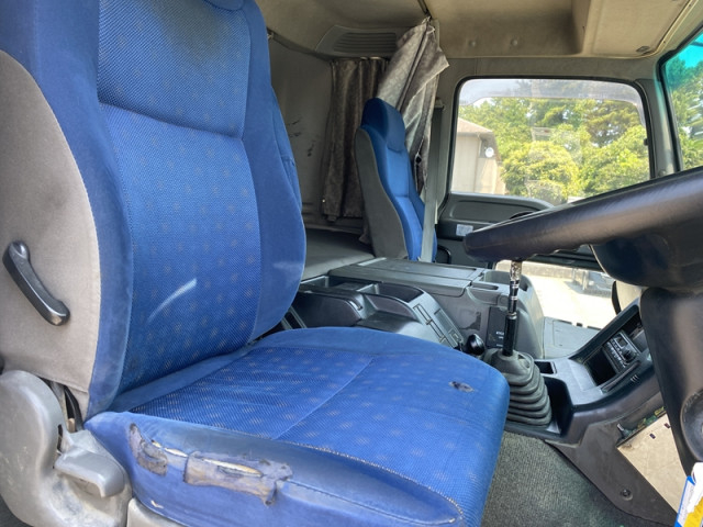 いすゞ ギガ 大型 土砂ダンプ QKG-CXZ77AT(89900) 16枚目