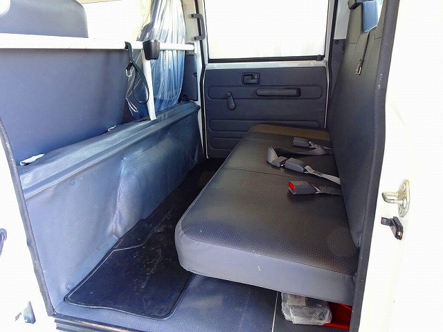 Isuzu elf Small Double cab TRG-NHS85A(89903) 20枚目