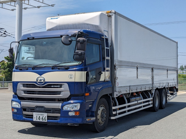 UDトラックス（日産） クオン 大型 アルミウィング QKG-CD5ZA(89912) 1枚目