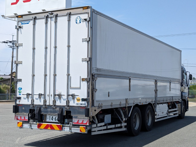 UDトラックス（日産） クオン 大型 アルミウィング QKG-CD5ZA(89912) 5枚目