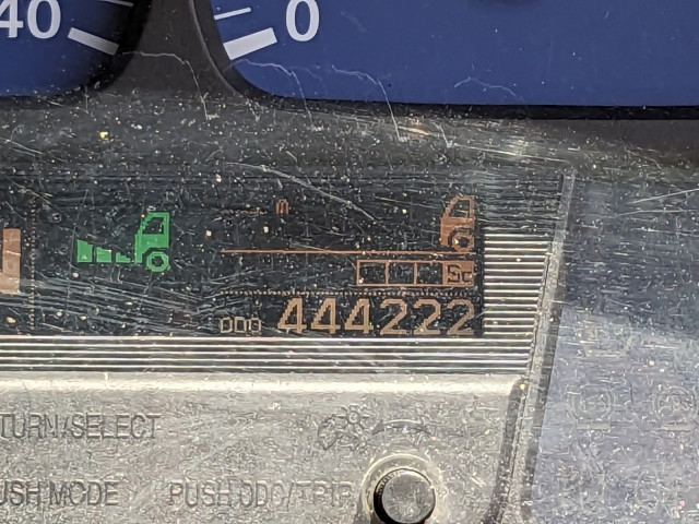 UDトラックス（日産） クオン 大型 アルミウィング QKG-CD5ZA(89912) 41枚目