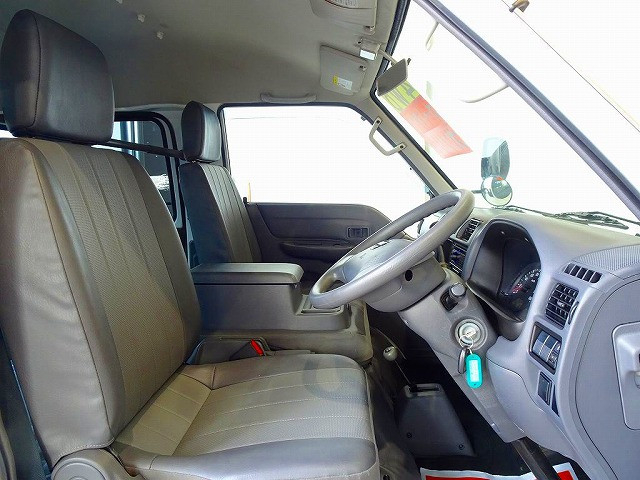 日産自動車 小型 アルミバン ABF-SKP2MN(89928) 6枚目
