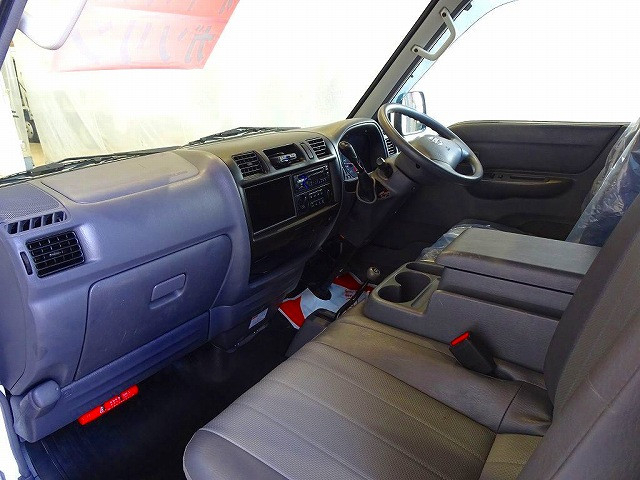 日産自動車 小型 アルミバン ABF-SKP2MN(89928) 7枚目
