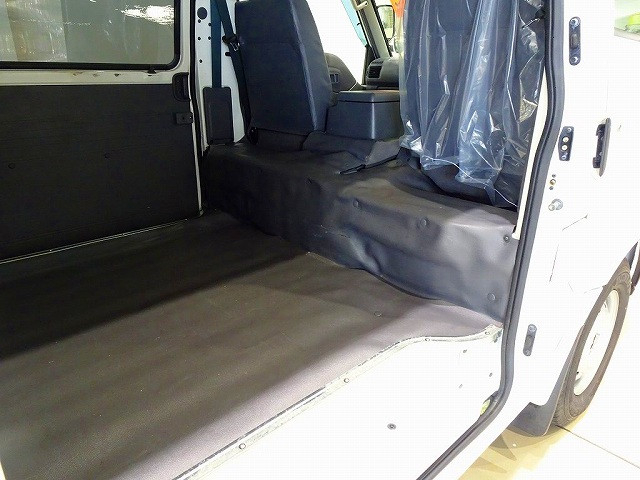 日産自動車 小型 アルミバン ABF-SKP2MN(89928) 19枚目