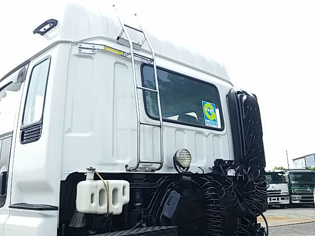 いすゞ ギガ 大型 トラクタ PJ-EXD52D6(11542) 69枚目