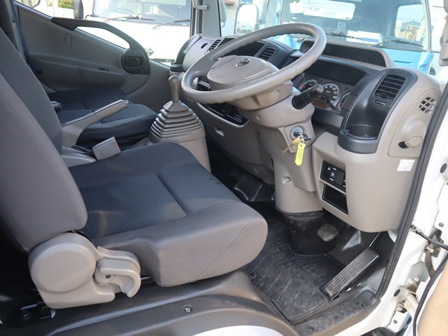 日産自動車 アトラス 小型 平ボディ CBF-SQ2F24(89932) 30枚目