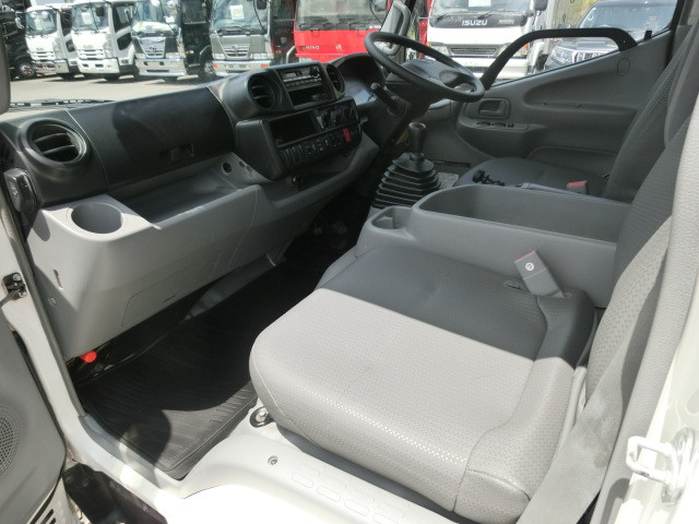 日野 デュトロ 小型 平ボディ TKG-XZC645M(89940) 20枚目