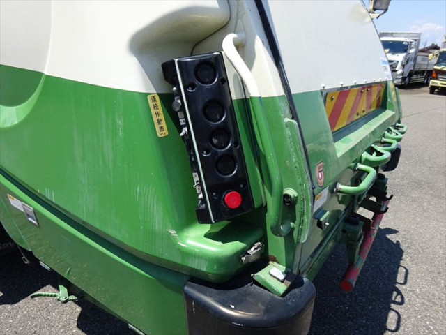 日野 レンジャー 増トン 塵芥車（プレス式） QKG-FJ7JGAA(89943) 23枚目