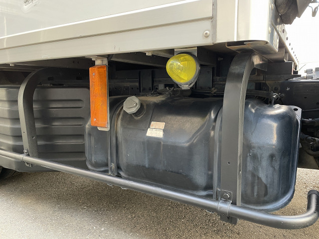 Isuzu elf Small Aluminium box body TRG-NHS85AN(89944) 9枚目