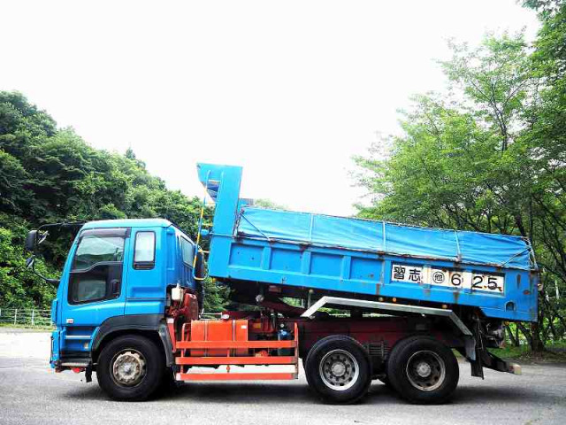 いすゞ ギガ 大型 土砂ダンプ QKG-CXZ77AT(89948) 2枚目