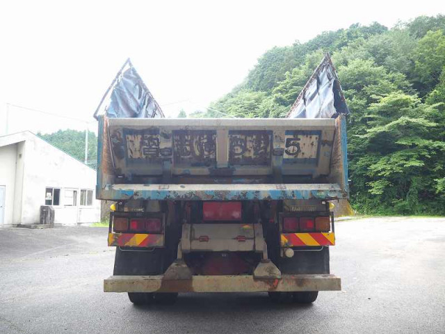 いすゞ ギガ 大型 土砂ダンプ QKG-CXZ77AT(89948) 9枚目