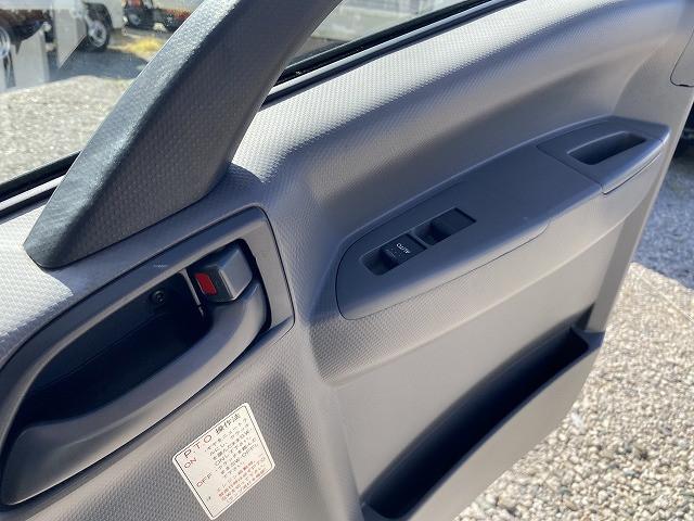 いすゞ エルフ 小型 車載専用車 TPG-NPR85YN(89953) 42枚目