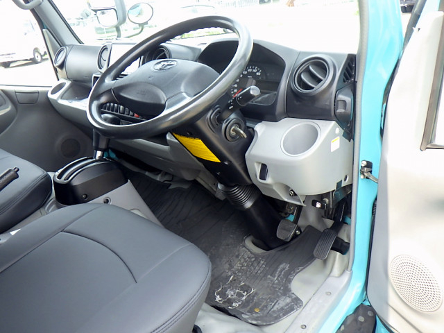 トヨタ ダイナ 小型 アルミバン TKG-XZC605V(89959) 42枚目
