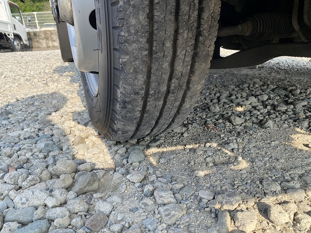 いすゞ エルフ 小型 Wキャブ TRG-NHR85A(89960) 47枚目